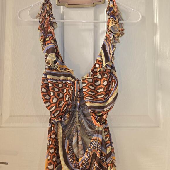 Urban Outfitters Geometric Cutout Top - Picture 1 of 4